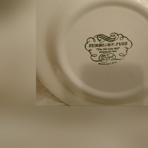 1960’s vintage CURRIER & IVES BLUE 2 Dinner Plate(s) 10" “the old Grist Mill “ - Picture 3 of 3